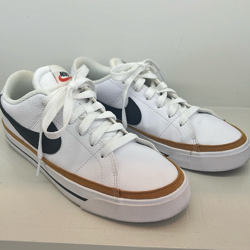 Nike Women's Court Legacy Next Nature Shoes Size 8